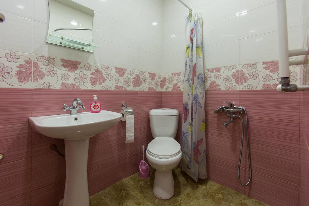 Natali Apartment Tbilisi Esterno foto