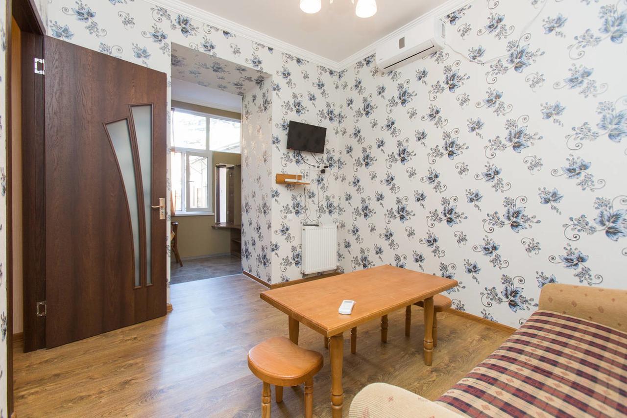 Natali Apartment Tbilisi Esterno foto